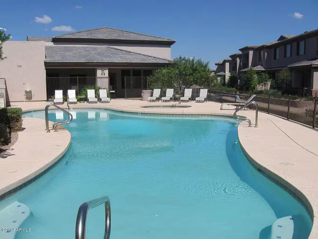 705 W Queen Creek Rd Chandler, AZ 85248 photo 4