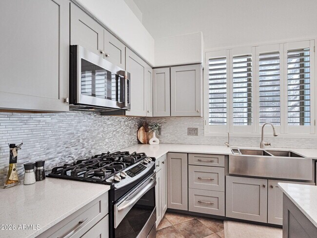 25836 N 43rd Pl Phoenix, AZ 85050 photo 5
