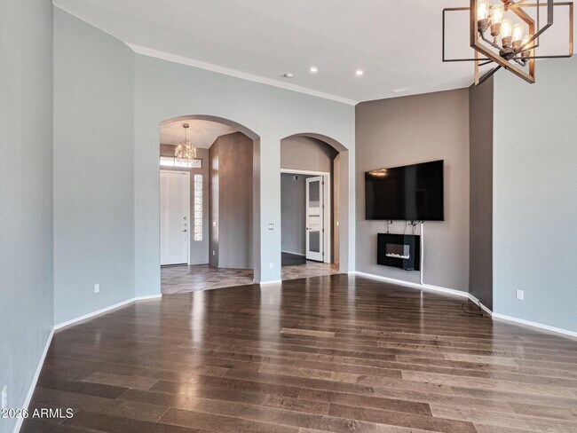 25836 N 43rd Pl Phoenix, AZ 85050 photo 3