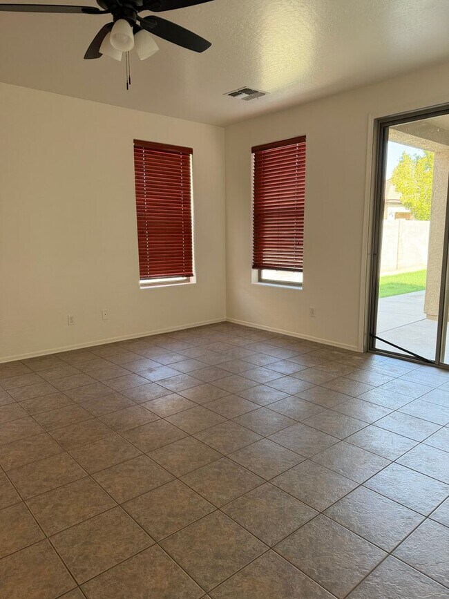 Fresh Paint And Flooring photo 5