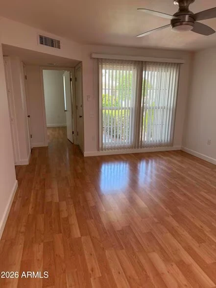 10833 W Santa Fe Dr Sun City, AZ 85351 photo 2