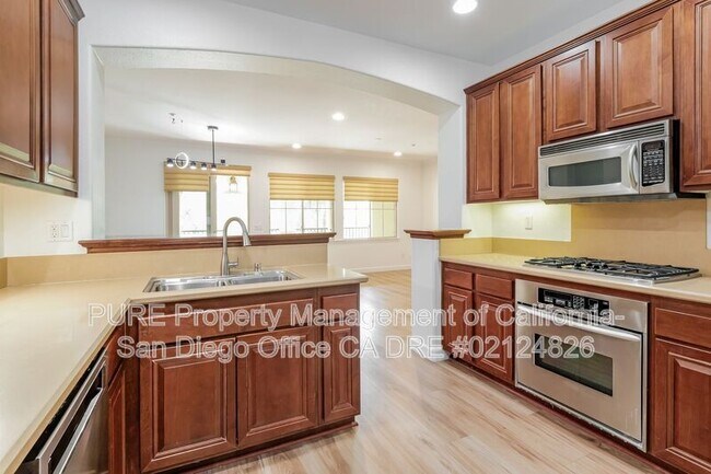 2764 Piantino Cir San Diego, CA 92108 photo 4