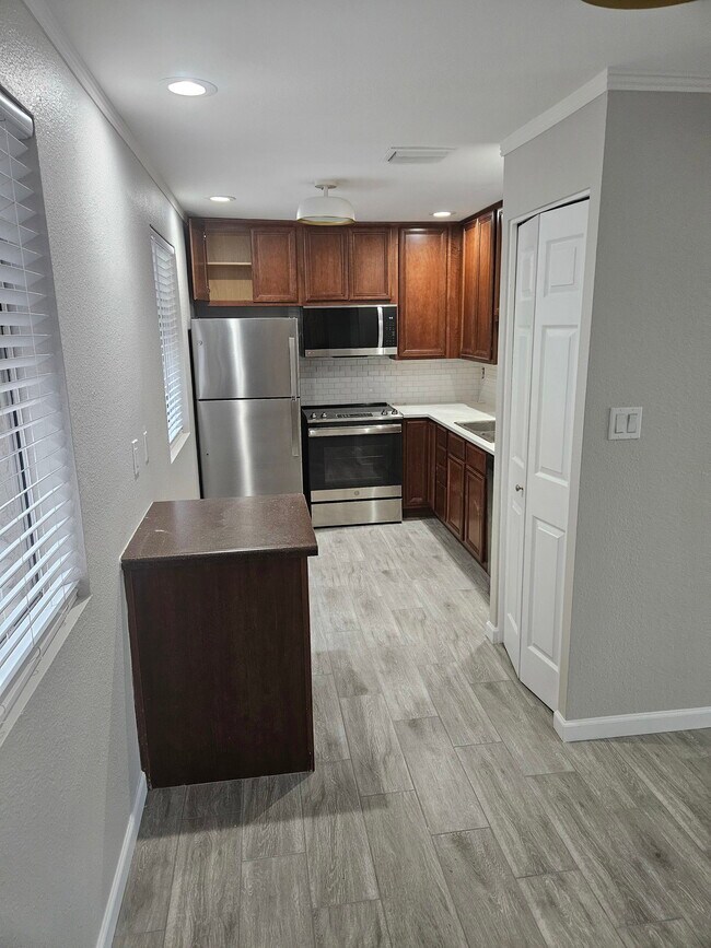 4350 N 82nd St Scottsdale, AZ 85251 photo 2
