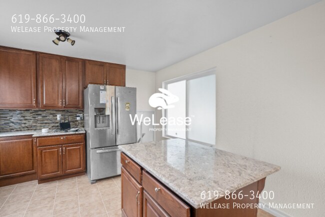 575 Otay Lakes Rd Chula Vista, CA 91913 photo 2