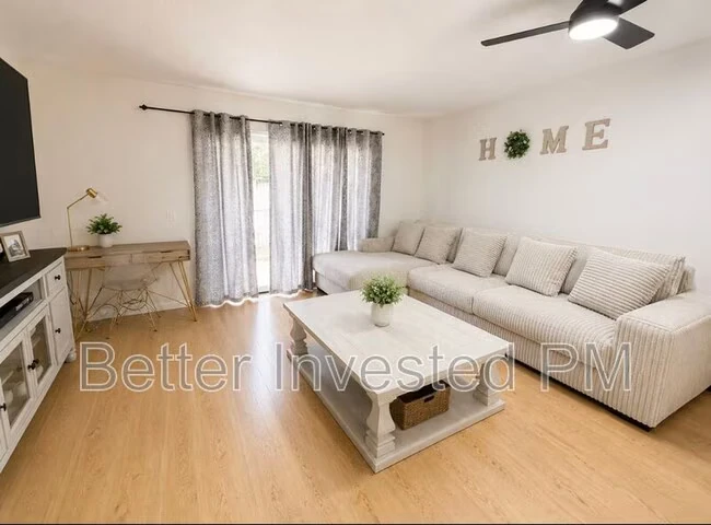 1706 Glenbrook Dr Santa Rosa, CA 95401 photo 2