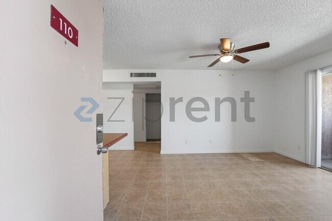Unit 110 photo 3