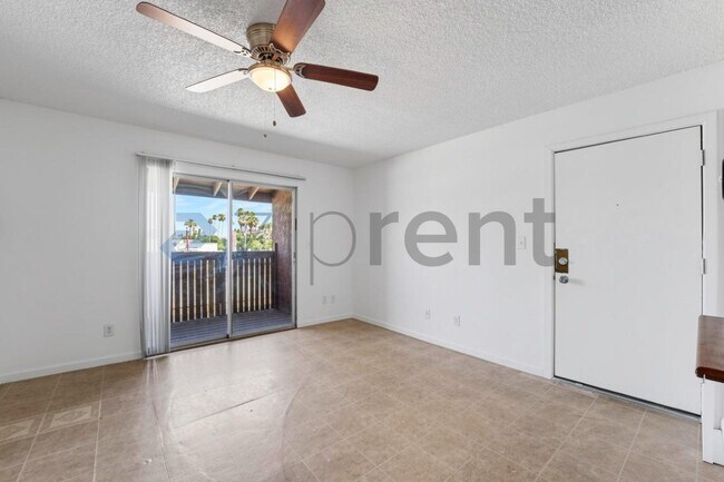 Unit 110 photo 5