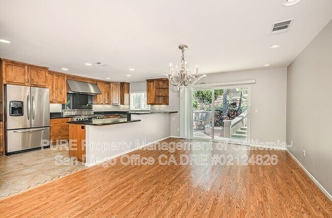 6517 Delbarton St San Diego, CA 92120 photo 5