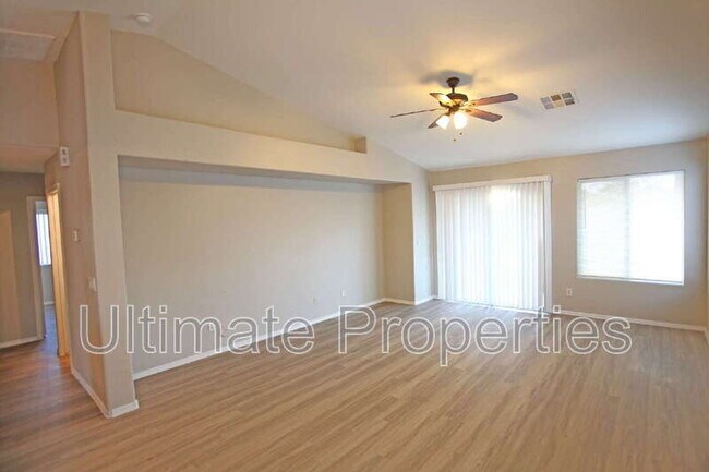2026 S 83rd Dr Tolleson, AZ 85353 photo 5