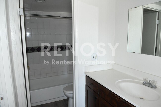 1733 E Cambridge Ave Phoenix, AZ 85006 photo 4