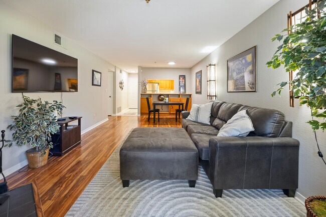 198 Oriole Cir Novato, CA 94949 photo 4