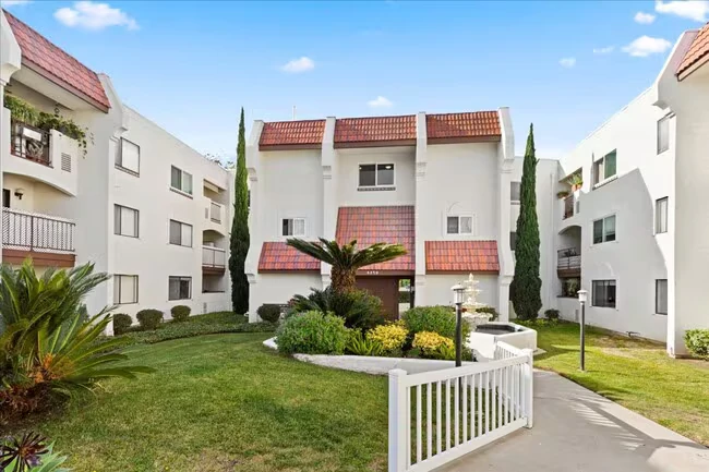6350 Genesee Ave San Diego, CA 92122