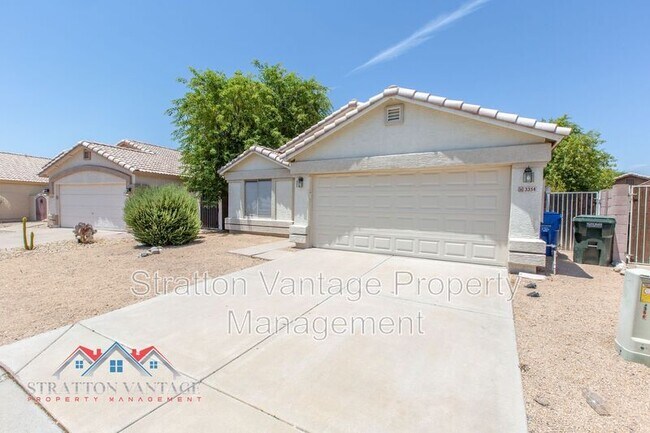 3354 W Tina Ln Phoenix, AZ 85027 photo 3
