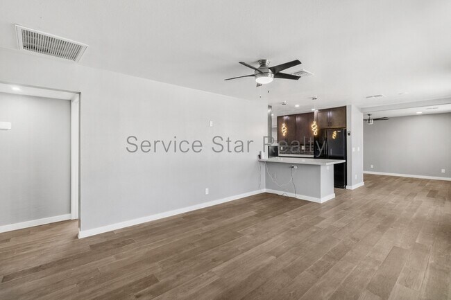 4316 N 34th Dr Phoenix, AZ 85017 photo 5
