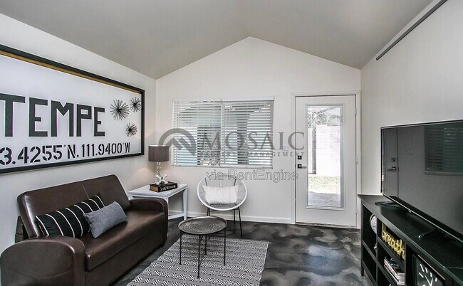 2309 S College Ave Tempe, AZ 85282 photo 5