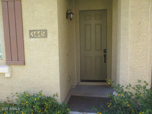 3449 S Falcon Dr Gilbert, AZ 85297 photo 2