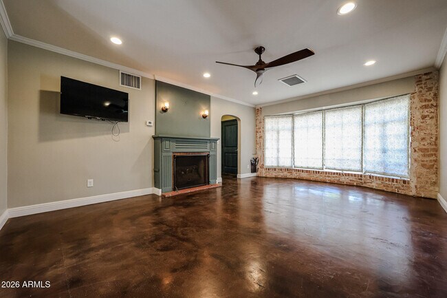 1317 W Holly St Phoenix, AZ 85007 photo 5