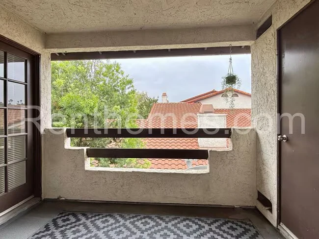 2425 Cranston Dr Escondido, CA 92025 photo 4