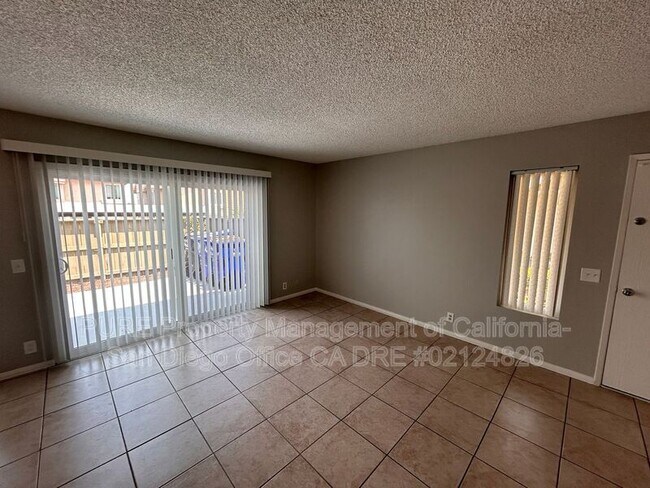 6840 Panamint Row San Diego, CA 92139 photo 3