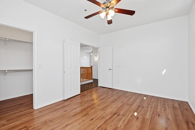 15828 N 73rd Ln Peoria, AZ 85382 photo 5