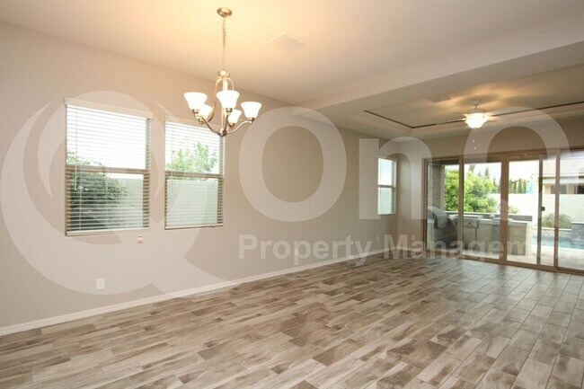 3480 E Arabian Dr Gilbert, AZ 85296 photo 4