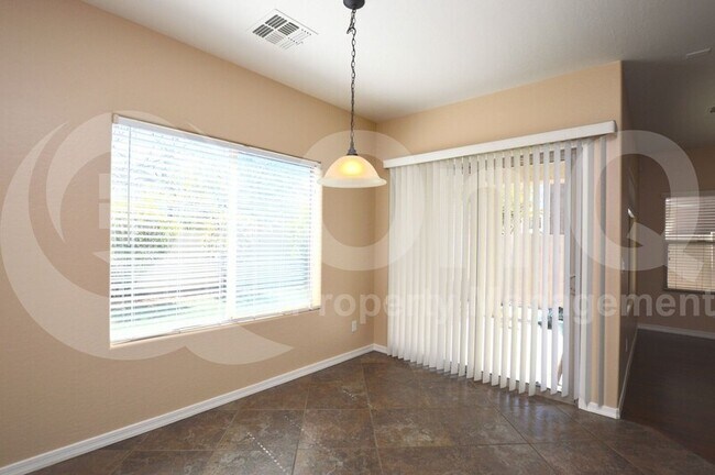 2531 W Desert Vista Trail Phoenix, AZ 85085 photo 5