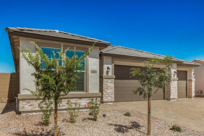 2503 S 180th Dr Goodyear, AZ 85338 photo 3