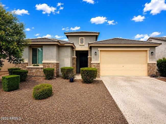 25959 W Sands Dr photo 2