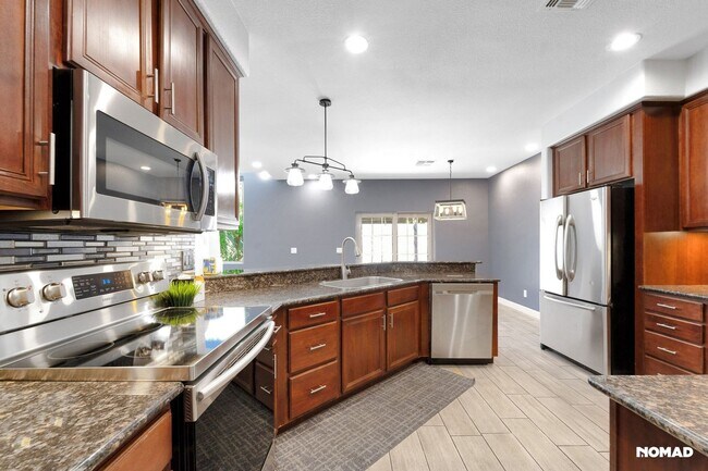 1812 West Vermont Ave Phoenix, AZ 85015 photo 2