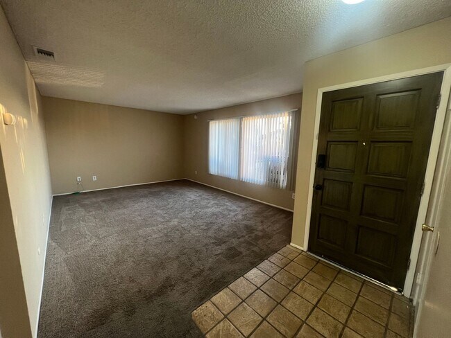 10225 Ambassador Ave San Diego, CA 92126 photo 5