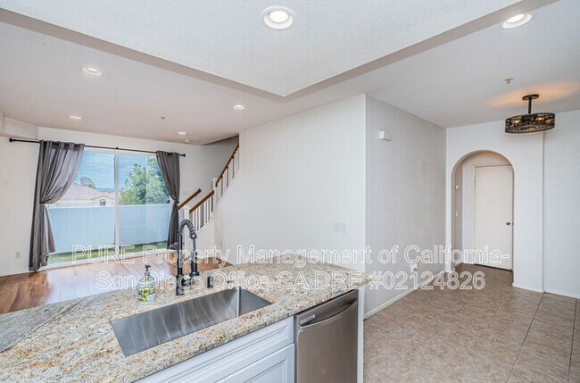 1760 E Palomar St Chula Vista, CA 91913 photo 2