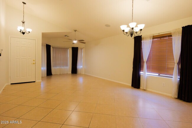 29223 N 22nd Ln Phoenix, AZ 85085 photo 3