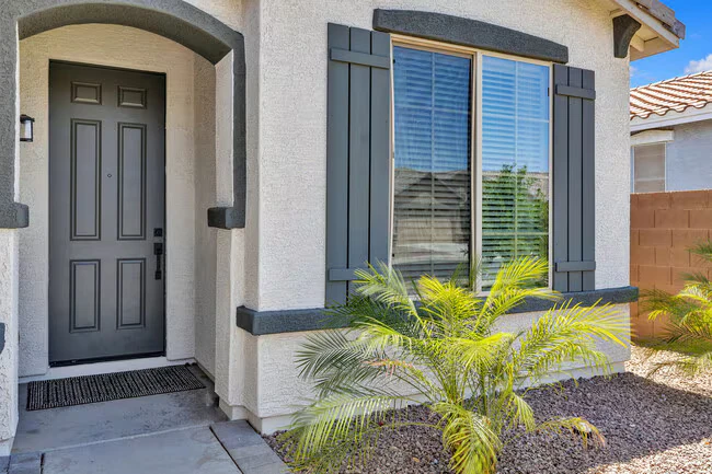 1691 W Desert Spring Way San Tan Valley, AZ 85144 photo 4