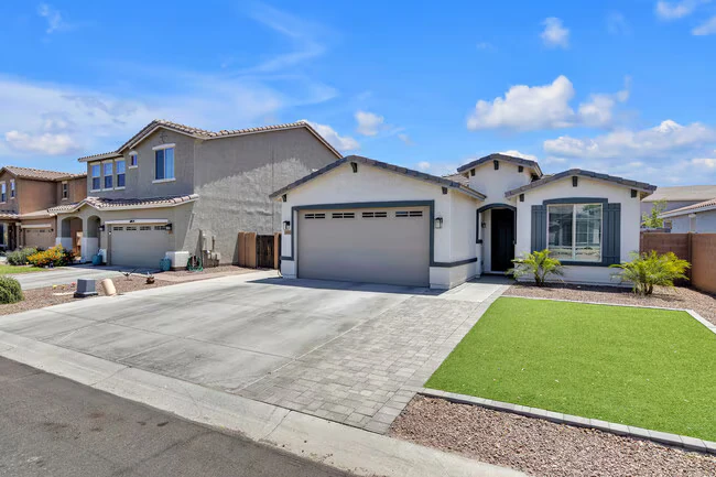 1691 W Desert Spring Way San Tan Valley, AZ 85144 photo 3
