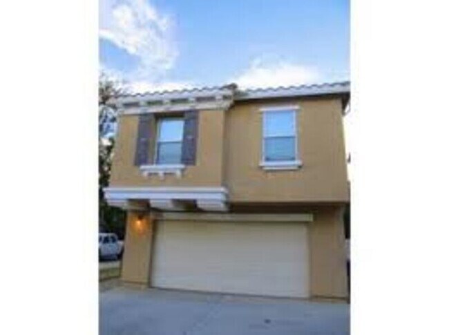 9233 E Neville Ave Mesa, AZ 85209 photo 2