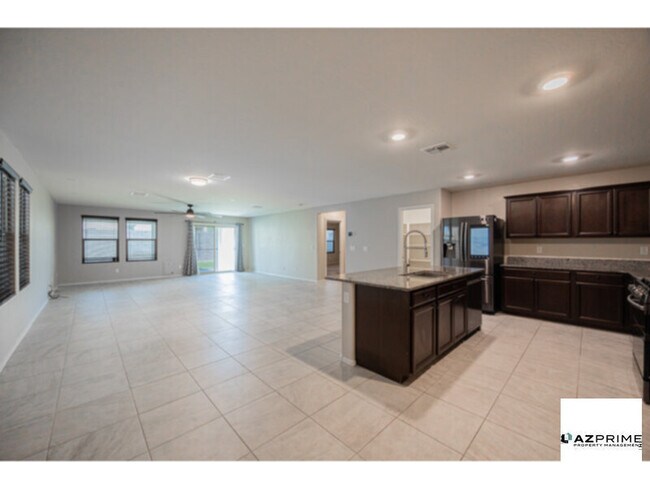 20048 W Jackson St Buckeye, AZ 85326 photo 4
