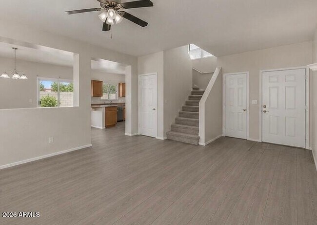22009 N 29th Dr Phoenix, AZ 85027 photo 2