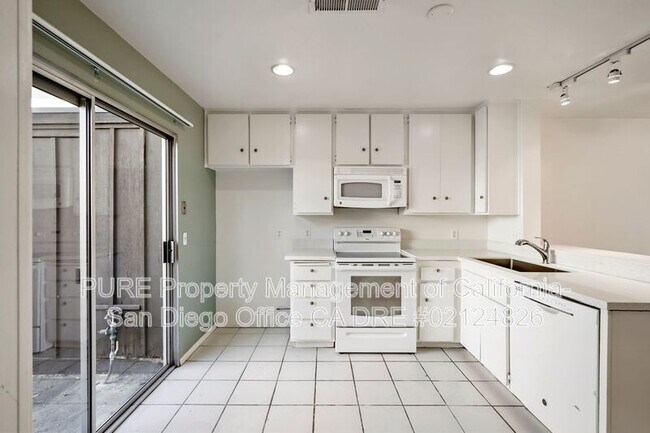 10125 Peaceful Ct Santee, CA 92071 photo 4