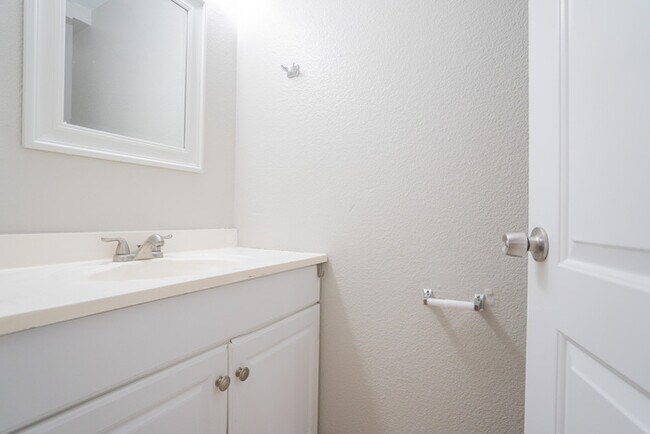 1414 N 27th St Phoenix, AZ 85008 photo 5