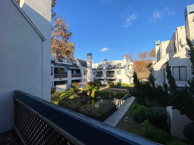 2222 River Run Dr San Diego, CA 92108