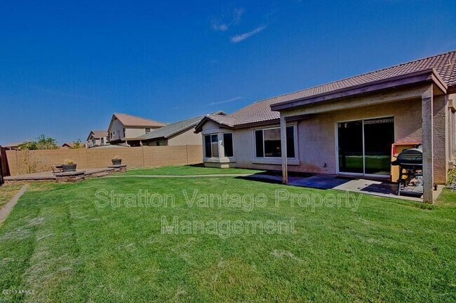 16781 W Mesquite Dr Goodyear, AZ 85338 photo 5