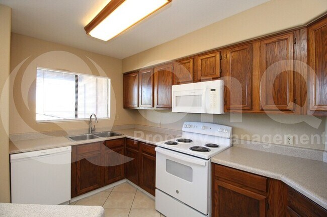 13035 N 34th St Phoenix, AZ 85032 photo 5