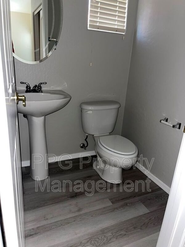 3579 E Kesler Ln Gilbert, AZ 85295 photo 4