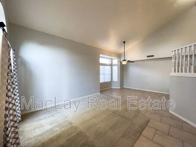 4645 E Kelly Dr Gilbert, AZ 85234 photo 3