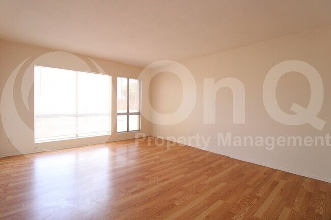 1701 W Tuckey Ln Phoenix, AZ 85015 photo 3