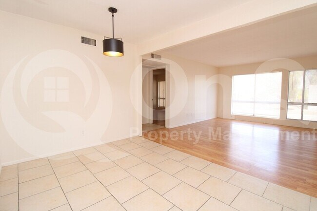 1701 W Tuckey Ln Phoenix, AZ 85015 photo 4