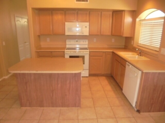 12830 W Granada Rd photo 3