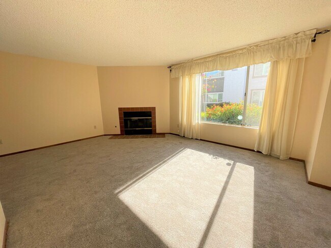 10282-10281 Norma Gardens Dr Santee, CA 92071 photo 2