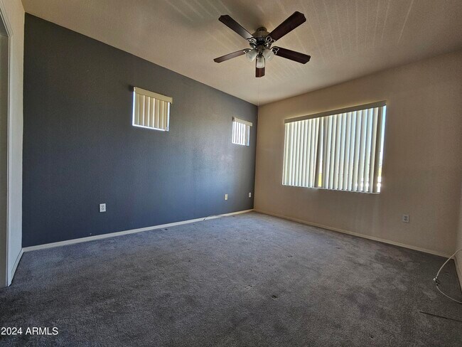 18416 N Cave Creek Rd Phoenix, AZ 85032 photo 4