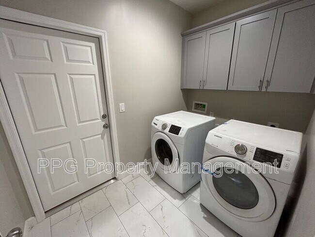 12938 W Tara Ln Surprise, AZ 85374 photo 5